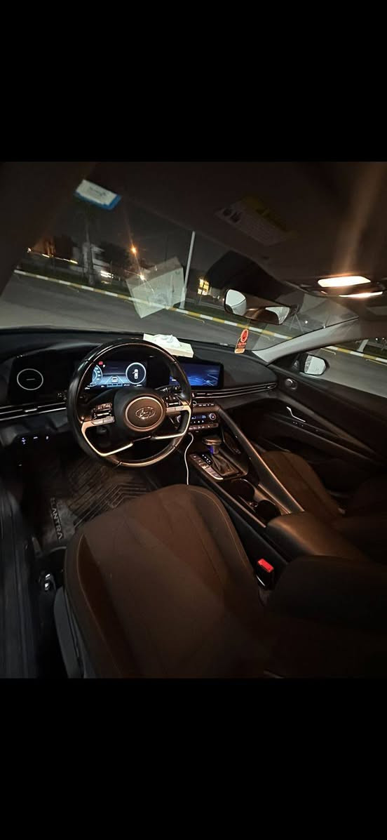 السلام عليكم
هونداي النترا 2023
المحرك 2000 دوش
السياره مواصفات فول
كفاله عامه السياره
السعر 165 وقابل للتفاوض
***********
***********
