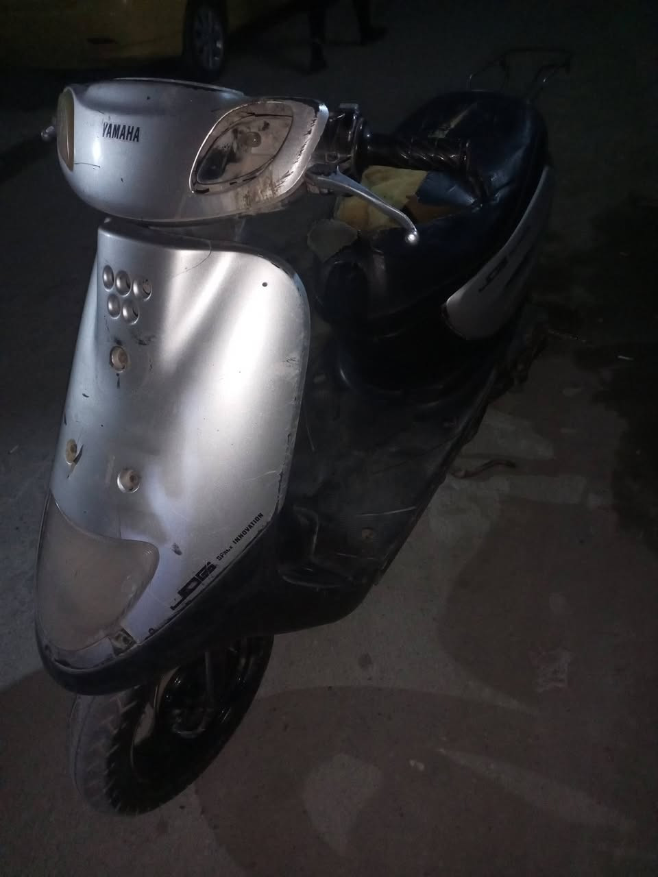 السلام عليكم دراجه منغولي نثيئ مكينه ناعمه عوزهه بس كلوبات وباتري عنواني ناصرية مركز  حي سومر السعر 200 وبيهه مجال بسيط رقمي للتواصل ***********
