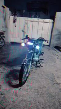 دراجه للبيع سنيك ٢٠٢٥ دراجه نضافه فول السعر ٦٩٠ وبي مجال الرقم 0771654...