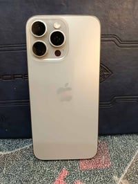 ايفون 15 برو ماكس ٢٥٦ • رصاصي تيتانيوم • دبل سيم