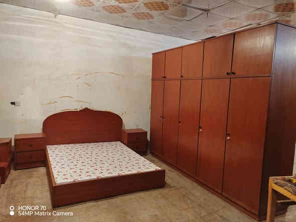 غرفة نوم صاج خمس أبواب ملحق شرط النظافه السعر 475 ويرهم مراوس والعنده يبيع اشتري الشراي يجي خاص اويتصل برقم ***********مكاني كركوك
