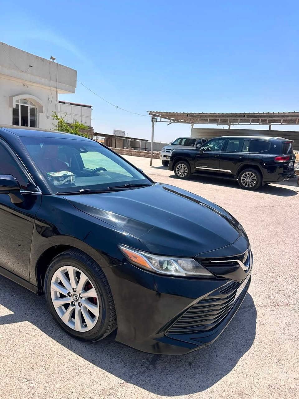 تيوتا كامري
موديل 2020 
موصفات LE
وارد امريكي 
ماشي ١٨٨ الف KM ايذا يسوي مايل يسير عقل 
نص بوند و جاملغ سايق سبغ و جاملغ خلفي سبغ 
يعني سياره بيها ٢ قطعه و نص صبغ بيدون ايرباگ داخل
گير 
محرك شرط
عنوان عقرء 
السعر 155 مجال 
رقمل هاتف وتساب علي 
***********
