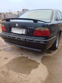 بي ام ٧٤٠ • الغراف