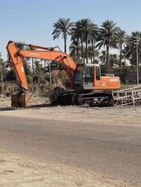 حفارة • موديل 2003 • بابل