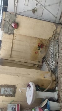 بيت تجاوز للبيع منطقة الثوره بيت نظيف ومرتب ومساحته جبير قرب اسواق حيد...