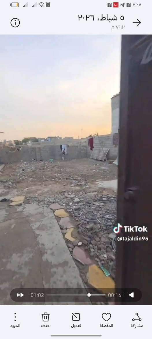 سلام عليكم
قطعة أرض  للبيع المساحه ١٨٧م منطقة العكيلي تبعد عن شارع العام ٧٠ متر *********** السعر ١٧مليون وشبيهة مجال
