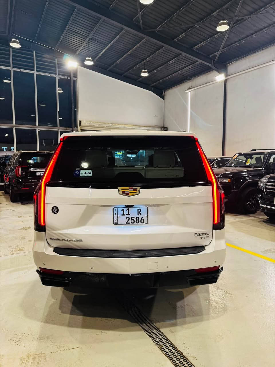 كاديلاك اسكاليد خليجيه 
2021 
السياره فول مواصفات 
ماشيه 93 الف كيلو
مكان السياره بغداد
 
السعر 63000 الف دولار 
الاتصال 
*********** بغداد, العراق
