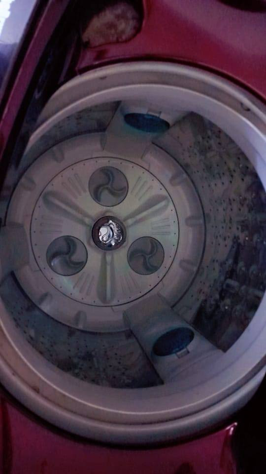 غساله LG توماتك حجم كبير شغاله تغسل بطانيات نضافة 90بالمية. قفلها كلش، 250
العنوان المطحيه***********
