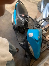 شباب دراجه ماكس مال لعب لبيع دراجه  محركه  ما بيه شي بس كاطعه ناريه لب...