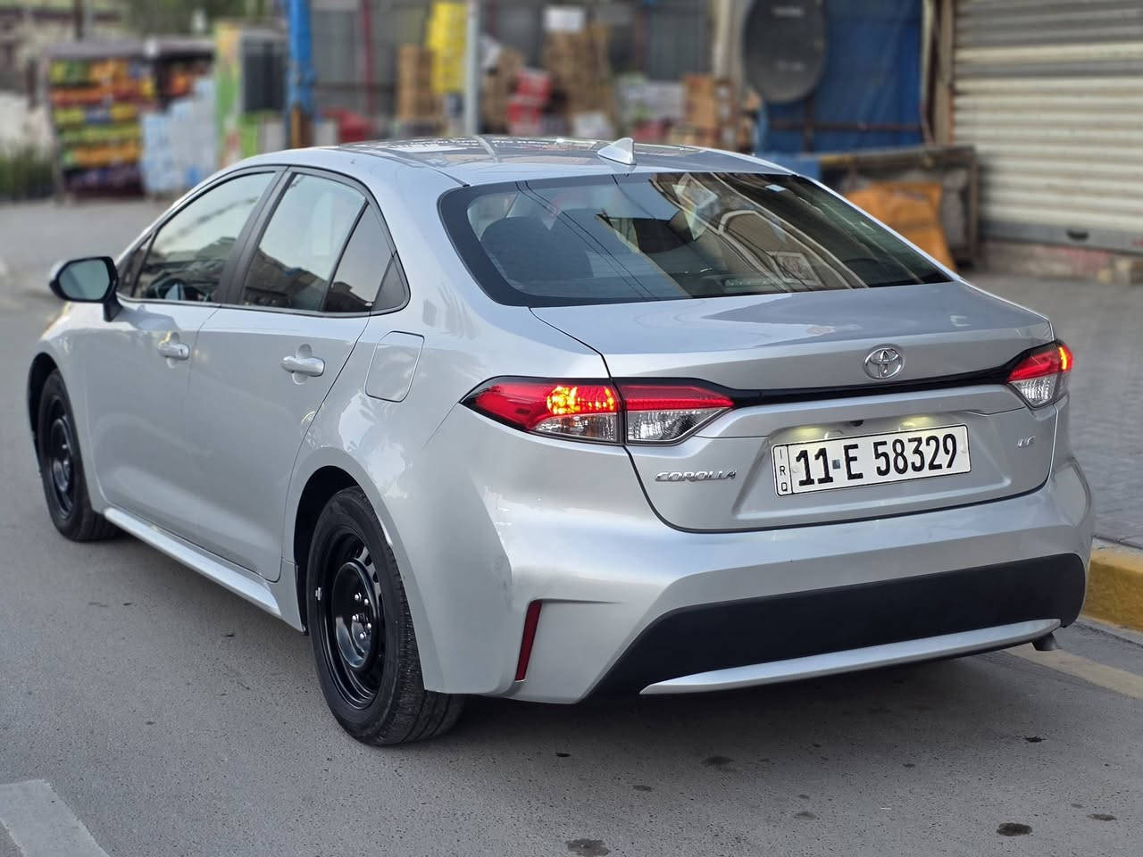 السلام عليكم
تويوتا كورلا 2022 للبيع فقط
بانزين
ضرر فقط بنيد (صبغ)
(بدون ايرباك)
رقم بغداد تحويل مباشر
ماشية 36
مكينة 1.8
فئة سيارة le
مواصفات
شاشة ابل كار بلي + كامرة
سايد بريك دكمة
فول تحكم ستيرن

مكان سيارة بغداد/سبع ابكار
للاستفسار
***********
