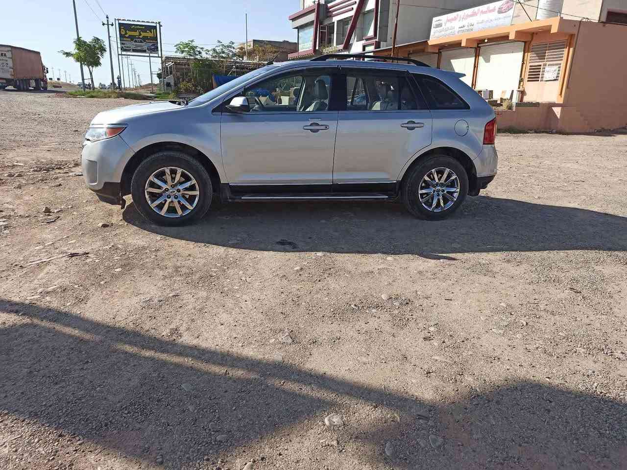 فورد ايدج lamted 2011
محرك 6سلندر  3500
بصمه ابوان وتشغيل .تشغيل خارجي  
كشنات وارضيه جلد كريمي كشنات كهرباء وتدفئه بالكشنات وخرن وضعيات الجلوس بالكشنات 
شاشه سوني
 صندوق كهرباء
لايتات ليد وحاجب 
السعر 126
للستفسار الاتصال على الرقم ***********
