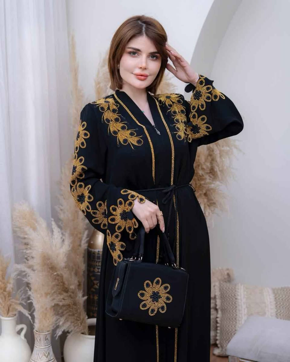 #جديدنـا عباية خليجية🦋 

🪄الشغل ستراس الاصلي 💯
✨القماش حرير أمارتي الأصلي 💯
🎗️مڪون من 5️⃣ قطع
⤶العباية
⤶شال
⤶بنطرون
⤶احزام
⤶حقيبة 👜 

🎗️من وزن 60 الى وزن 110

←أسود
←ذهبي
←فضي بغداد, العراق


**إذا كنت صاحب هذا الإعلان وتريد حذفه لأي سبب، رجاءا أرسل رسالة إلى الدعم الفني**