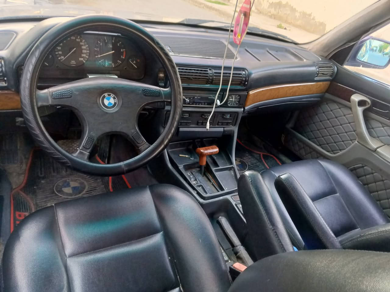 730 رقم بغداد باسمي اشعندك مراوس نزل حسب القناعه


**إذا كنت صاحب هذا الإعلان وتريد حذفه لأي سبب، رجاءا أرسل رسالة إلى الدعم الفني**