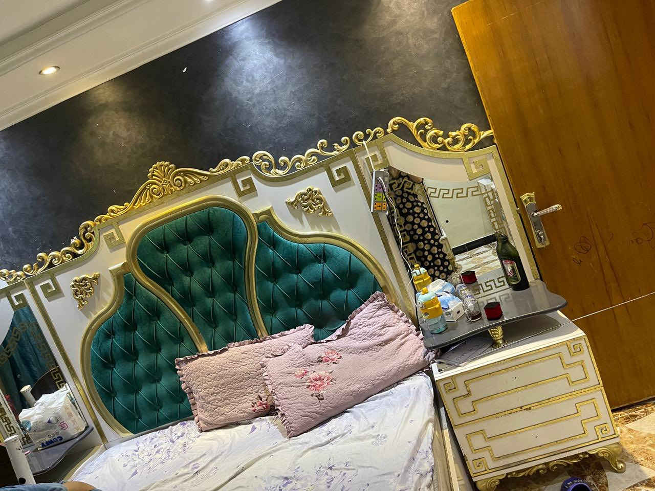 غرفه للبيع نضافتها 90‎%‎ تركيه الاصلي


**إذا كنت صاحب هذا الإعلان وتريد حذفه لأي سبب، رجاءا أرسل رسالة إلى الدعم الفني**