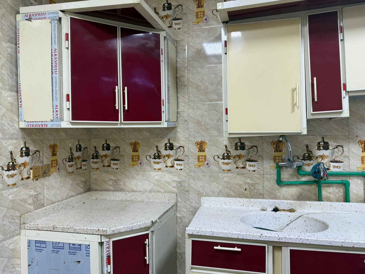 السلام عليكم كاونتر تسكام جديد كلش ثقيل فقط بي كسر بل كاربونه مال باب مكان كربلاء  شارع النجف يم جامعت العميد السعر 250 وبي مجال رقم الهاتف ***********
