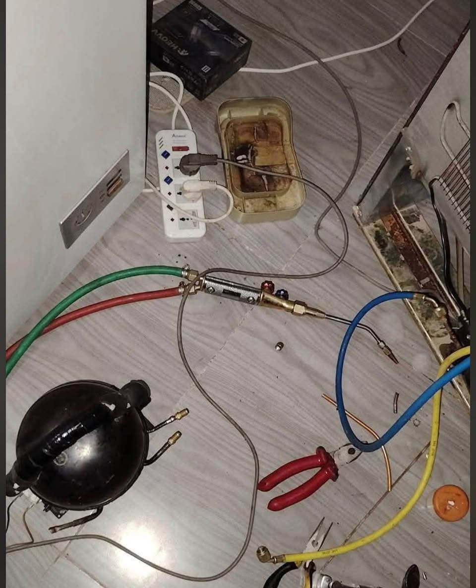 صيانه ثلاجات مجمدات جميع اجهزة التبريد 
🧰(((ورشة متنقلة في جميع أحياء كركوك)))
 🧑‍🔧🧑‍🔧صيانة موقعية داخل منزلك لصيانة وتصليح 🧑‍🔧🧑‍🔧
#االثلاجات ..🫕♨️
#البرادات🌀
#عارضة المحلات🔌
#صيانة السبالت🚿🪛🔧
#صيانه غسالات اوتوماتيك وعاديه 
 الأجهزة الكهربائية المنزليه🏘️
: ورشة اسطه محمود كركوك 

💥للاستفسار....*********** ⬇️ 
ملاحضه مانطلع اله وانت راضي
💫🙏💫🙏🙏💫🙏🙏💫🙏💫 كركوك, العراق
