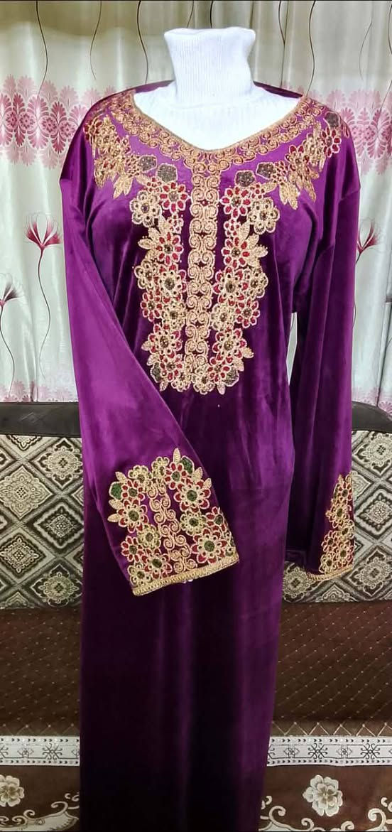 دشداشة قديفه درجه اولى
سعر القطعى 8.000 
القطعتين ب15.000
توصيل بغداد والمحافظات 5 الف 
واتساب ***********
#دشداشه #تنزيلات #تصفيه #الاناقه #قديفه الاناقه
