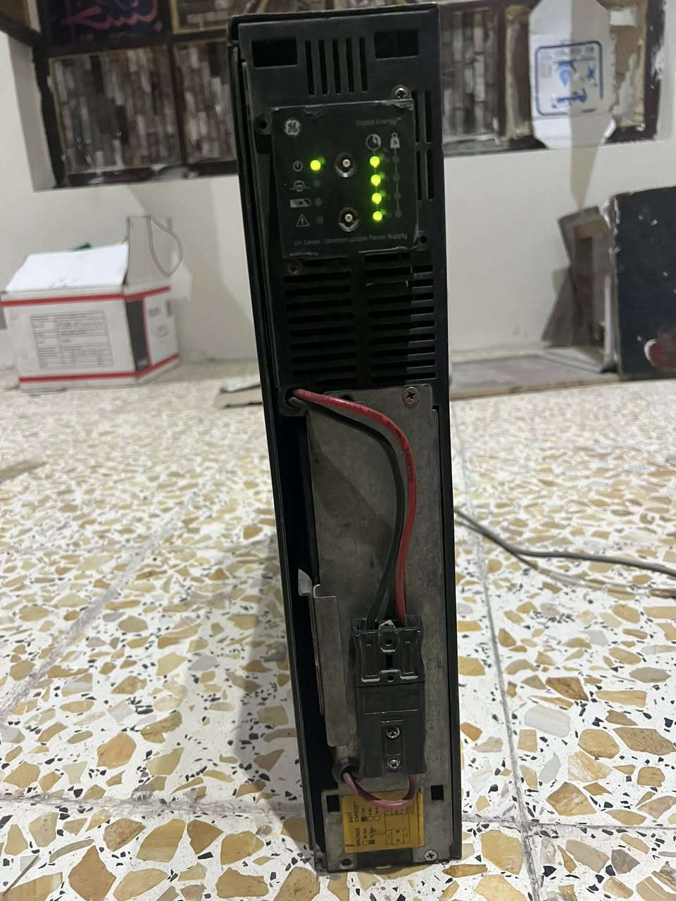 سلام عليكم للبيع يو بي إس
عدد ٣ 
بطاريات جدد 
استعمال قليل 
سعر قيم وآخذ 
رقم ***********
📍بغداد الجديدة
