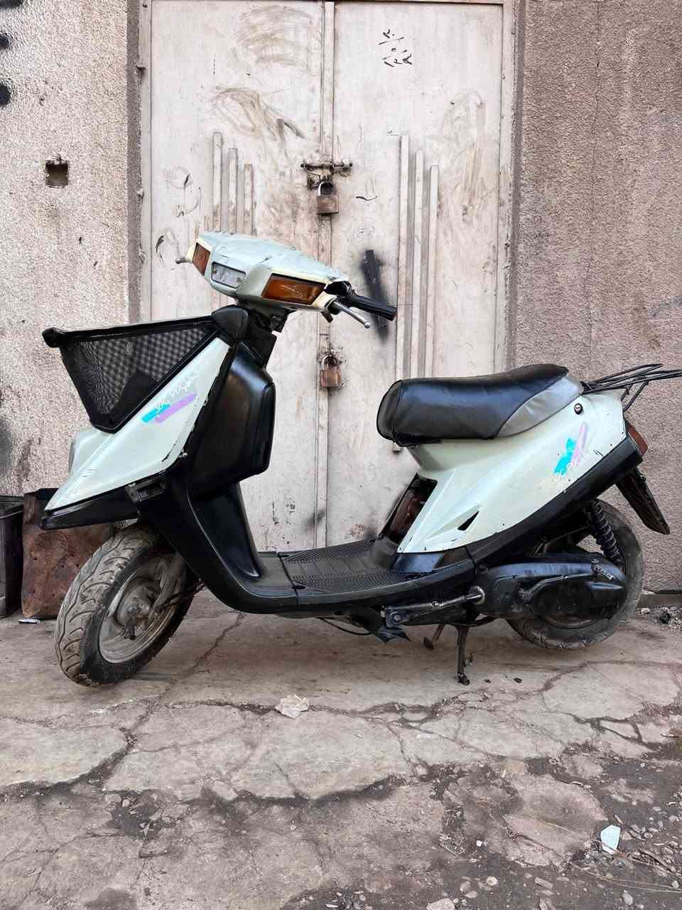 ياماها للبيع كهربائي كله شغال فقط باتر مابي سعرها مناسب جدا بدون عيب 175


**إذا كنت صاحب هذا الإعلان وتريد حذفه لأي سبب، رجاءا أرسل رسالة إلى الدعم الفني**