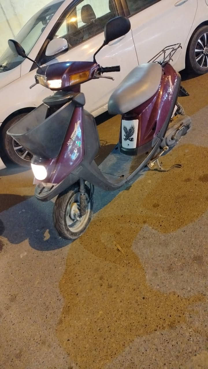 ماطور بزون للبيع شرط تحريكه ومعدل يكمز كلو شغال درع اصلي تايرات جديد وايرمنيه كلهاا شغاله لايت بك لايت اشاير هورن سلف كلو شغال السعر 280 وبيه مجال لشراي الاتصال ع الرقم ***********
‏‪0774 898 7199‬‏ ولخاص مفتوح الي مو شراي لا يدوخني رجائا
