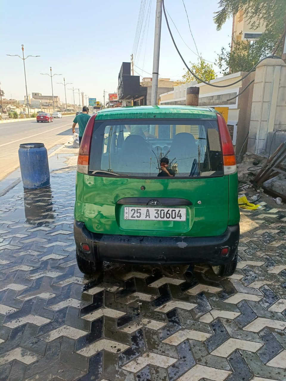 السلام عليكم
سيارة هونداي اتوس 
موديل ١٩٩٧ 
رقم كركوك بأسمي تحويل ثاني يوم 
محرك اربع سلندر ١٤٠٠
حداديه ٦٠بالميه 
كير ومحرك بالشرط 
السعر ٢٤ وبيها مجال بسيط 
وترهم مراوس حسب القناعه
رقم الهاتف بي واتساب ***********
