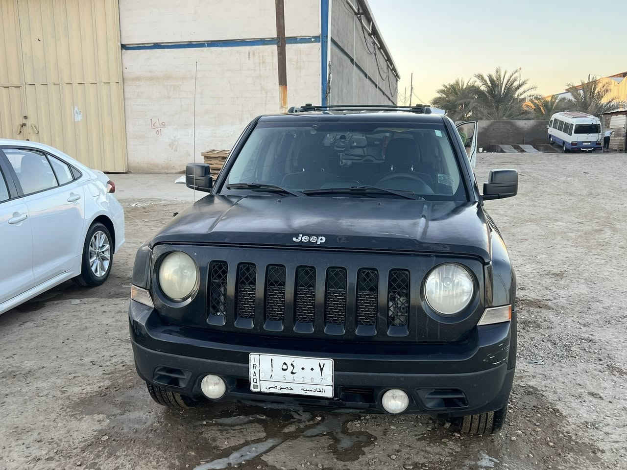 السلام عليكم جيب باتريوت 17 قادسية مداور ثاني يوم
كير محرك حدادية كفالة عامة تبريد تدفئة 
كهربائيات كاملة تخم تاير وباتري توني شادهن 
 تخم بخاخات  وبلكات وقاعدة كاملة مال فيت بم بالباكيت  السيارة على أيدي ما ناقصها شي 
ضربتها الجاملغ عكس السايق وشوية من البنيد 
السيارة حلوه وأحلى من الصور وبالعافية على الي ياخذها 
عارضها ب108 وبيها مجال 
وهذا رقمي ***********
