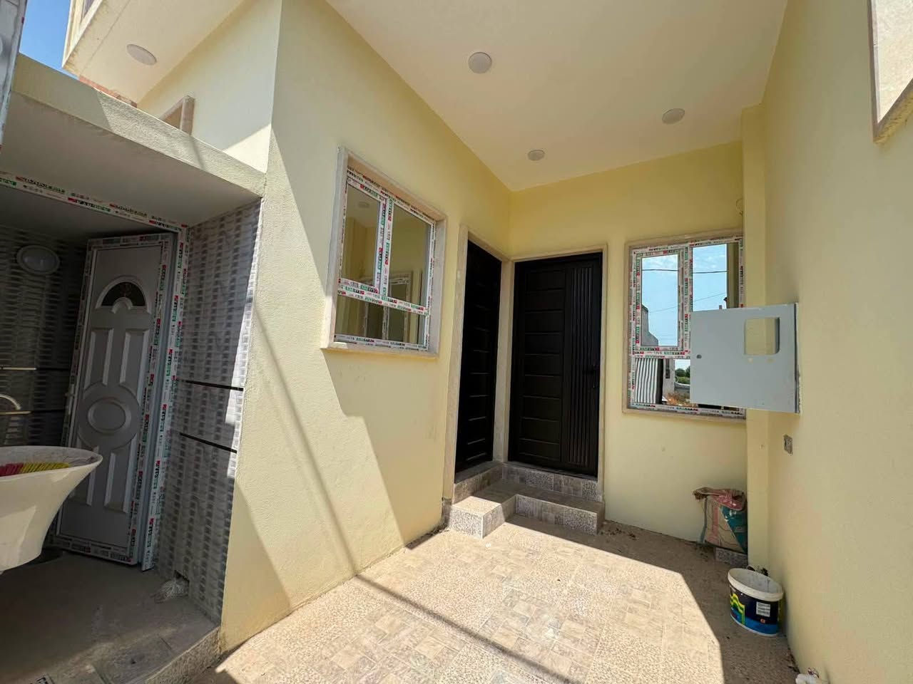 🏠للبيع🏠للبيع🏠زيرو
دار سكني سند طابو ملك صرف 
 الموقع : حي السماح قرب مشروع الماء الثاني
📐 المساحة: 100 م² | واجهة 5
🔹 #طابق واحد مطبخ استقبال هول صحيات غرفة  نوم بيتونة 
للأستفسار مراجعة مكتب عمار الهزاع او ⬇️
📲 واتساب 
📞 اتصال مباشر:
📞 ***********
📞 ***********
