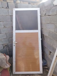 باب لالمنيوم تسكام مو جهاز كامل نضيف 50 وبي مجال  07848656399