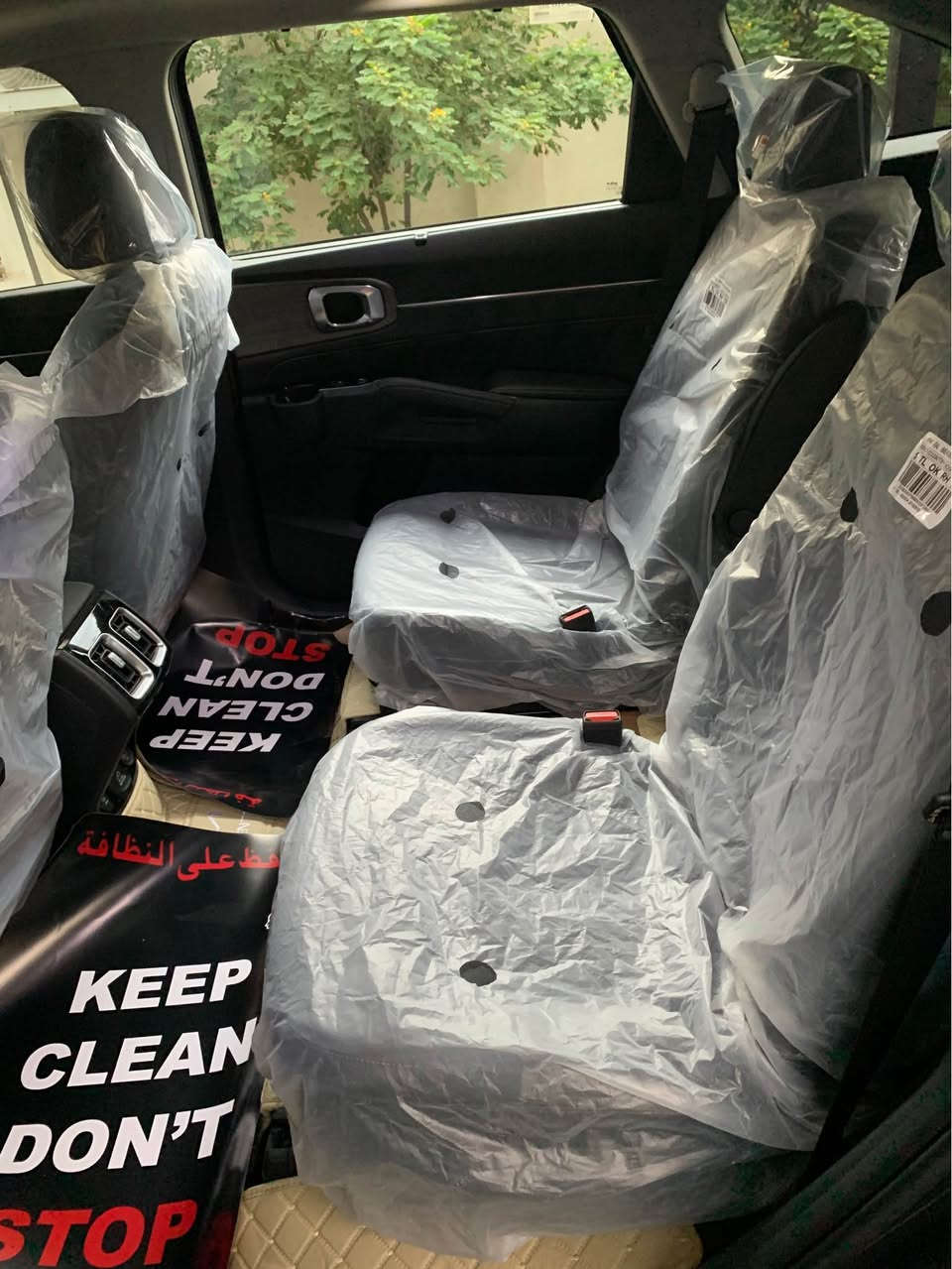 کیا سورينتو.2023 
 فل مواصفات  VIP كشن منفصل 
 KIA SORENTO 2023 
 
وارد كندي  (كلين تايتل ) مكفولة كفالة عامة من كلشي من دعامية لدعامية حالة الوكالة الزيرو 
محرك 2.5 T.GDI
كير DCT 8 نمر 
فور ويل 4x وضعيات قيادة 

ماشية13,000  
تشغيل عن بعد
بانوراما
فتح الصندوق كهربائي
دوسات أبواب المنيوم !! اريل نفكيتر
حساسات أمامية
حساسات خلفية
حساسات 360 درجة  
لايت زينون + LED كشافات
بك لايت LED
قبضات أبواب من الألمنيوم
دخول بصمة ذكي
ويل 20 اسود كروم 
حساسات ضغط الاطارات
اشارة في المرايا الجانبية
مري كهرباء 
عدد AIR BAG 8 
هاند بريك كهرباء
Apple Carplay شاشة كاميرا دوارة
شفتات ستيرن 
رادار امامي 
توقف ذاتي 
نقطة عمياء 
خروج مسار 
قيادة ذاتية 
كشنات تدفئة +كهرباء 
كشن خلفي منفصل كهرباء +تدفئة 
دشبول وابواب  صاج 
شاحن هاتف Wireless
مخرج منفذ الطاقة
3 قطع تبريد
أوتو هولد Auto Hold
سيارة جديدة جداً 
رقم اربيل جديد  باسمي 
    

للاتصال.   
*********** بغداد, العراق
