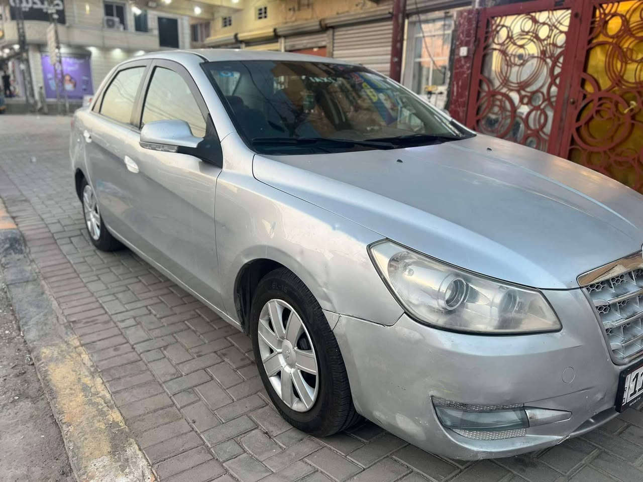 DFM s30 2013
تبريد ثلج  
محتاجه صدر و ادامه فقط
المكان بغداد الدورة
***********
45 وبيها مجال بسيط
