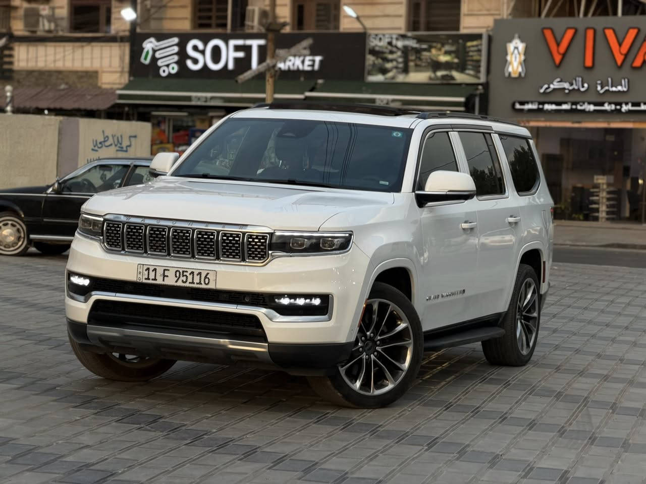 جيب واكنير 2022 فول مواصفات 1/1
ياالله 

السلام عليكم جيب واكنير 2022 سيريس 3وارد امريكي

Jeep Wagoneer Series Iii 2022 White 5.7L 8

         حجم المكينه : 5700 V8

المسافة المقطوعة : 38 الف ميل 

الضرر : سرقه بيبان جاملغات بنيد صندوك  ومبدل بيبان جاملغات صندوك بنيد نفس الون 

          حالة الايرباك : سليم مطاك ولا ايرباك   

#مواصفاتها

1.ثلاث شاشات

2.بصمه

3. تشغيل عن بعد

4.دوسات جانبيه

5.كشنات جلد

6.كشن السايق ميمري

7.كشنات كهرباء

8.صندوك كهرباء

9.حساسات خلفيه

10.3 قطع تبريد 

11.اشاير بالمري

12.رادار امامي

13.رادارات 360

14.ثلاث وضعيات قياده

15. بنوراما فتحتين

16. كير ماوس

17. نظام منحدرات

18. هيترات بالكشنات حار بارد

19.ويل كب كروم

20.لايتات لد

21.بكلايت لد

22.كشافات

23.بصمة ابواب

24.سبعه راكب

فول مواصفات 1/1 جاهزه مرقم بغداد تحويل ثاني يوم

#السعر اتصل وتدلل   

تفاصيل اكثر هذا رقمي *********** تحياتي 

مكاني بغداد حي الجامعه
