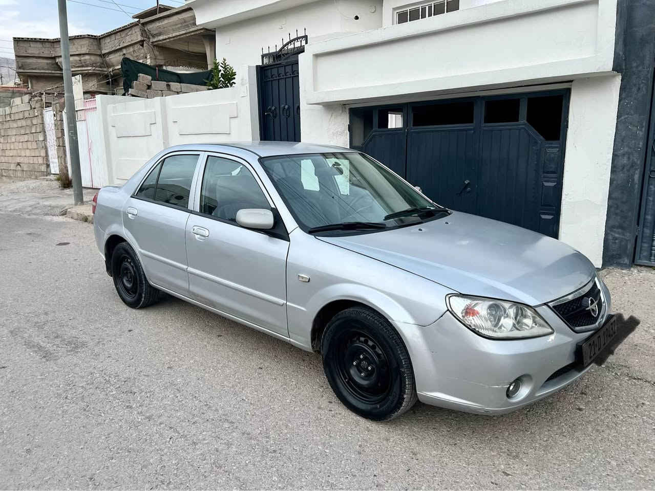 مازدا فامیلی ٢٠١٠
بەشەرتی گیرو مەکینە
مەکینە ١٦
جوار پارچە بۆیاخ

جوار تایەی لۆک لەژیرە
سەنەوی تا ٢٠٣٠ نوئیە
بەشەرتی خەرامەو بەناو کردن
تەبرید سارد گەرم 
 شوئن دەربەندیخان
ئالوگۆرو  ناکەم تەنها فرۆشتن
 
ژم:***********
ژم:***********
واتسس ئاپ 
ڤایبەر دار بنديهكان, السليمانية
