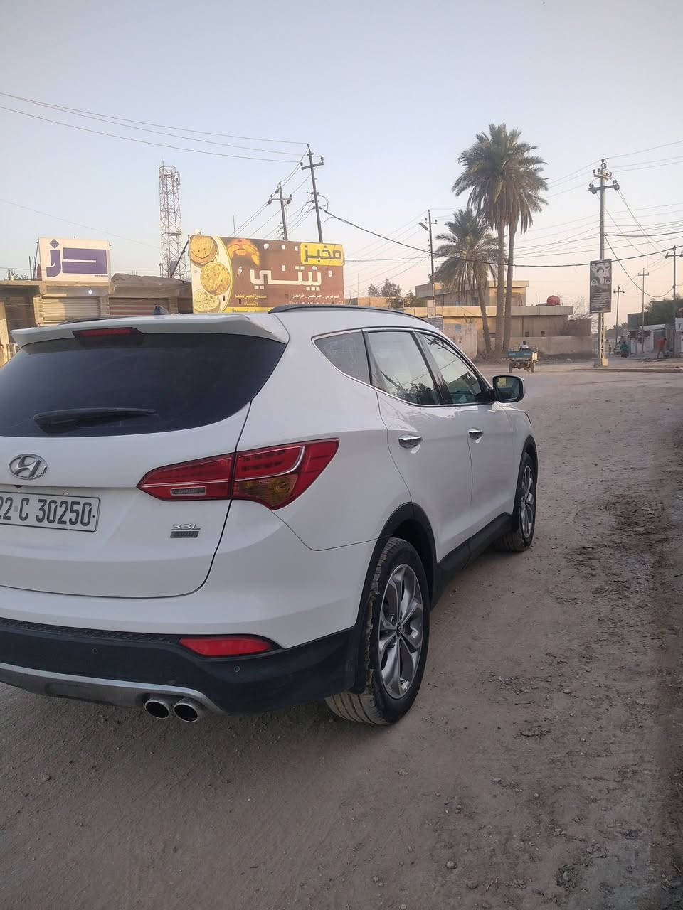 السلام عليكم هونداي سنتافي
للبيع موديل 2013
خليجي فول مواصفات 1/1 
مكينه 6سلندر خير من الله لا تنقيص ولاتبخير
كير خير من الله
حداديه جديده
تخم تاير
تبريد ثلاث قطع ثلج
تدفئه شغاله
مواصفات السياره
بصمة تشغيل وبصمة ابواب
بنوراما
كشنات كهرباء
كامره دواره
بك لايت لد
لد امامي نهاري
نحكم ستيرن جهتين
لايت زينون اصلي شرط نهار
مانع انزلاق
فور ويل
حساسات خلفيه
مري شفط
ترحيب عند الاقتراب
مكان السياره بابل قضاء الهاشمية 
السعر168وبيه مجال
رقم***********
