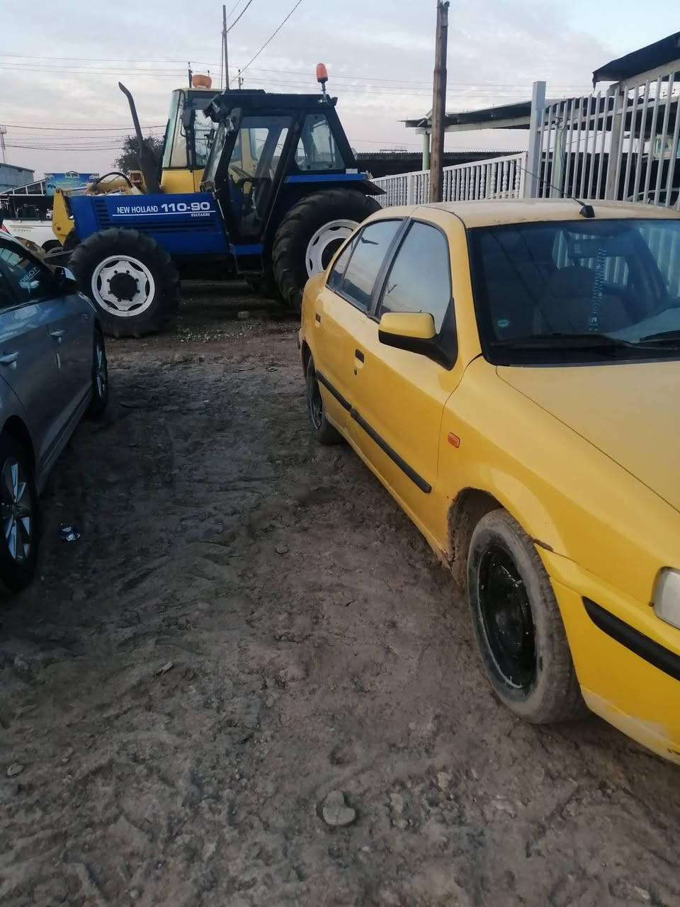 سمند تكسي أجره رقمها مثنى الإنكليزي موديل ١١ مكاني الديوانيه سعرها ٣٣وبيه مجال اتصل على الرقم *********** مكاني الديوانيه سياره خير من الله
