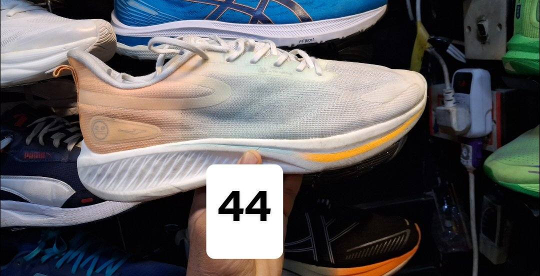 احذية باله اصليات
سعر ١٥ الف

مكاني بغداد شارع حيفا 

نزله ملعب نادي مقابيل معمل الثلج

***********
