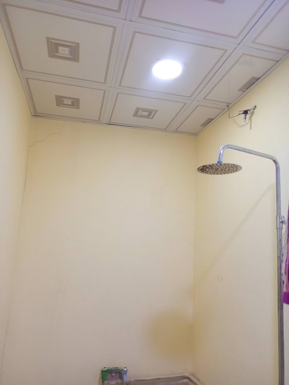 متوفر الان #شقه_مؤثثه_للايجار

موقعه الديوانيه #حي_الجامعه
قرب مدرسه السجئ الابتدائيه

تحتوي علئ غرف نوم وصاله ومطبخ  
وصحيات 
الشقه مجهزه من كلشي وجاهزه للسكن

#ايجاره_350_الف
للاستفسار اكثر 
#واتساب_اتصال_***********
أو مراجعه مكتب السند للعقار الكائن في الجزائر شارع المطاعم مقابل مدارس التفوق الاهليه
