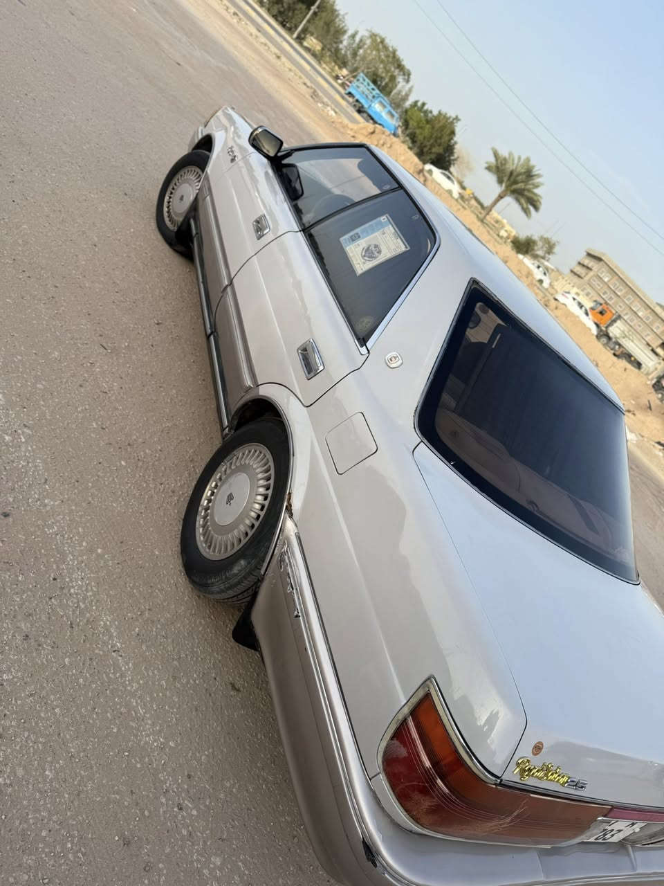 من رخصة الادمن
هارتوب )1991

 رقم  مثنى أنكليزي الجديد مداور ثاني يوم 
ألسياره كهربائيات شغاله بلكامل 
تبريد ثلج ❄️ 
لايت  زنون ثلجي 

 بدون حادث 

حداديه جديده السياره بدون نقص نهائياً 
تخم تاير جديد  
مكينة بطه 2500 بدون نقص والكير كذالك 
ألسعر 65 وبيها مجال قليل. *********** للاتصال 📞
ألعنوان النجف الاشرف

