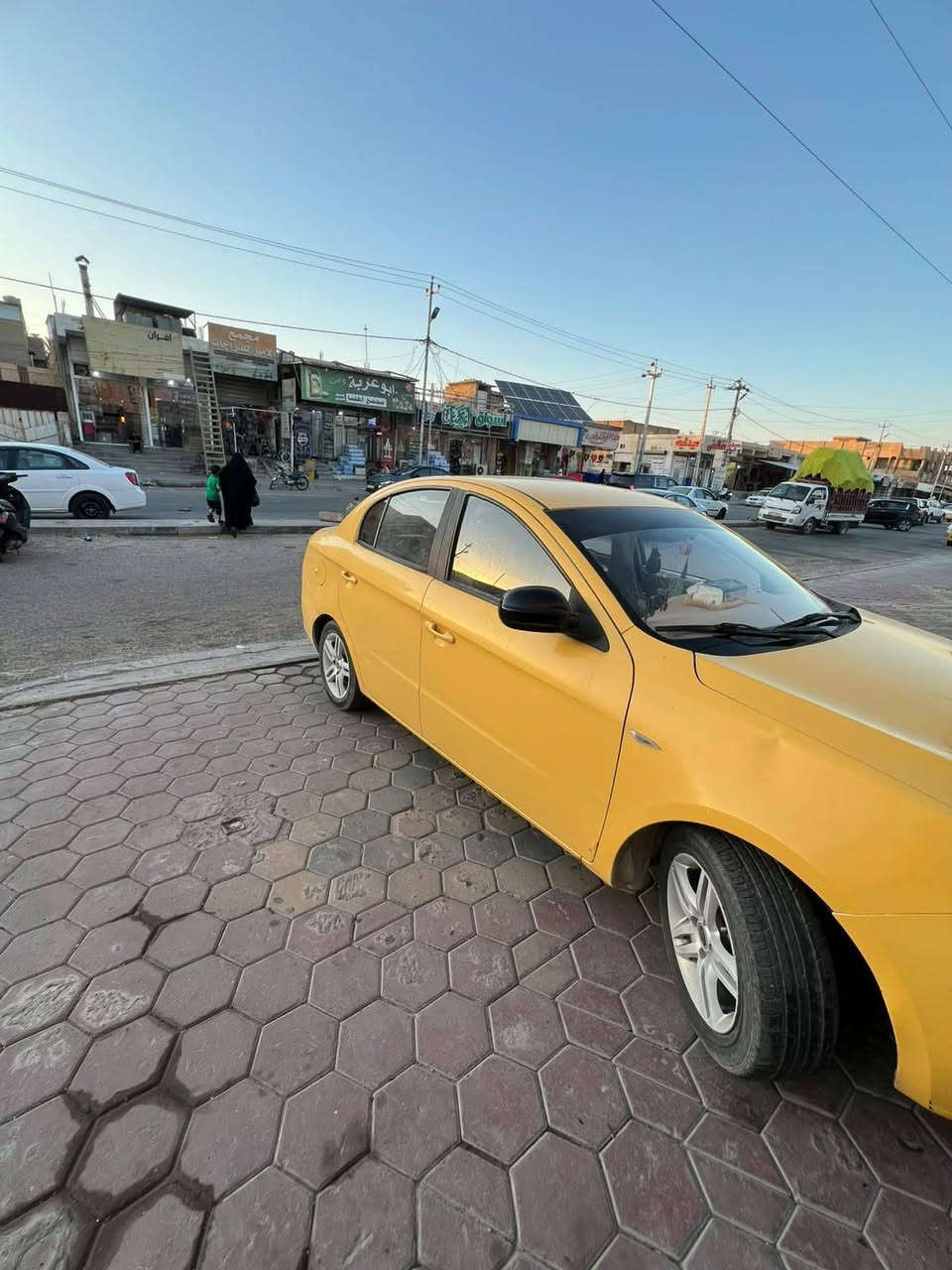سياره جديد  دوشمه 
تخم تاير جديد 
ماشيه 130
مكان السياره بل الكوت مركز مدينه
السعر 55
تفاصل تصل برقم
***********
