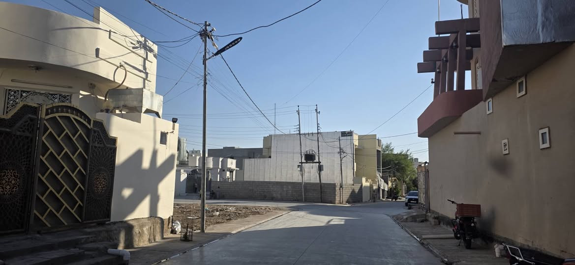 دار للبيع في منطقه حسن المجتبى
المساحه ١٠٠ خلف اسواق حسن صابر 
للإستفسار الاتصال على الرقم 
***********

