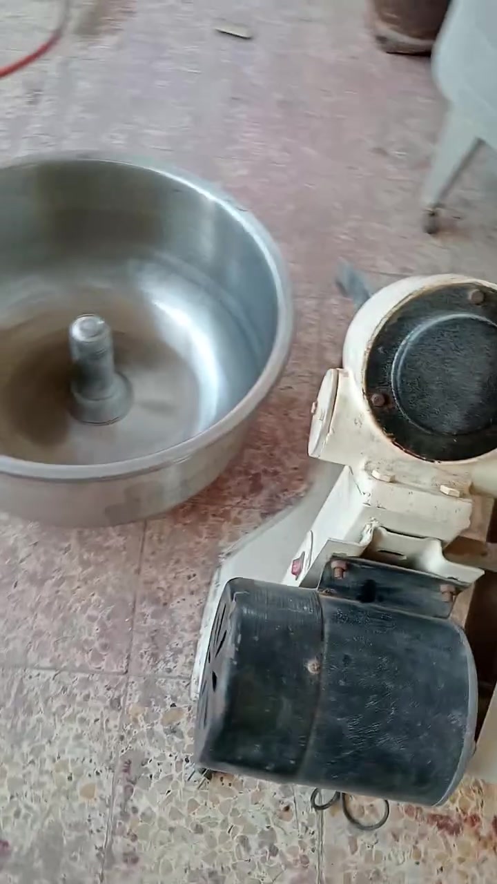 عجانه للبيع السعر 300 وبيه مجال ناصريه مركز ***********
