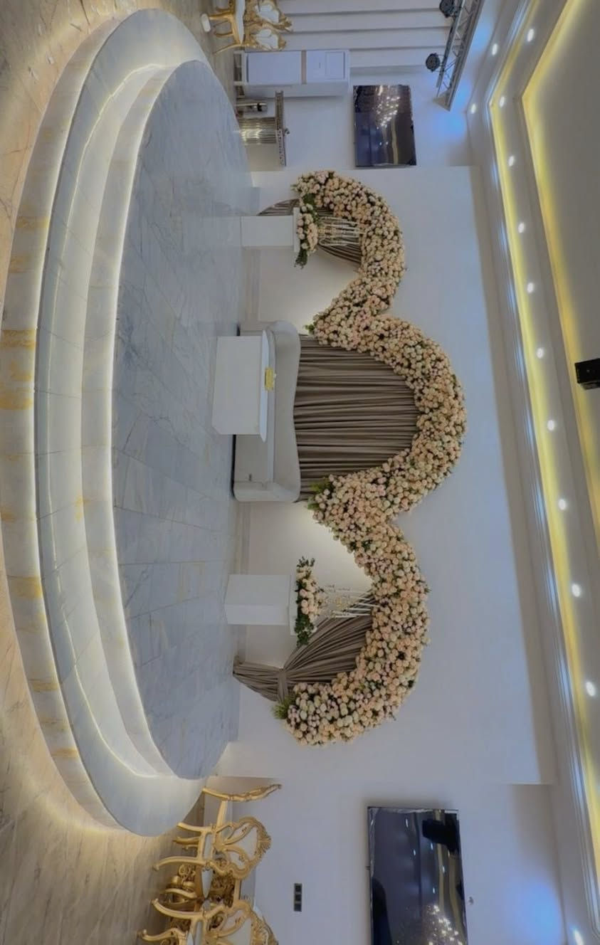 ✨ تم افتتاح قاعة بيتهوفن للمناسبات والأعراس ✨
قاعة متكاملة بتصميم أنيق وأجواء راقية
تناسب جميع المناسبات والأعراس 💍🤍
📍 الموقع: ديالى – بعقوبة
مقابل محطة تعبئة التحرير القديمة
📞 للحجز والاستفسار:
***********
قاعة بيتهوفن… حيث تكتمل فرحتكم ✨
