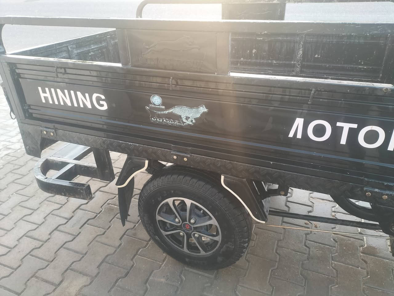 السلام عليكم ستوته للبيع موديل 24 جمره أوراق اصولي عوزه بس تجفيت واشتري محرك بكيفك  هذا رقمي ***********
