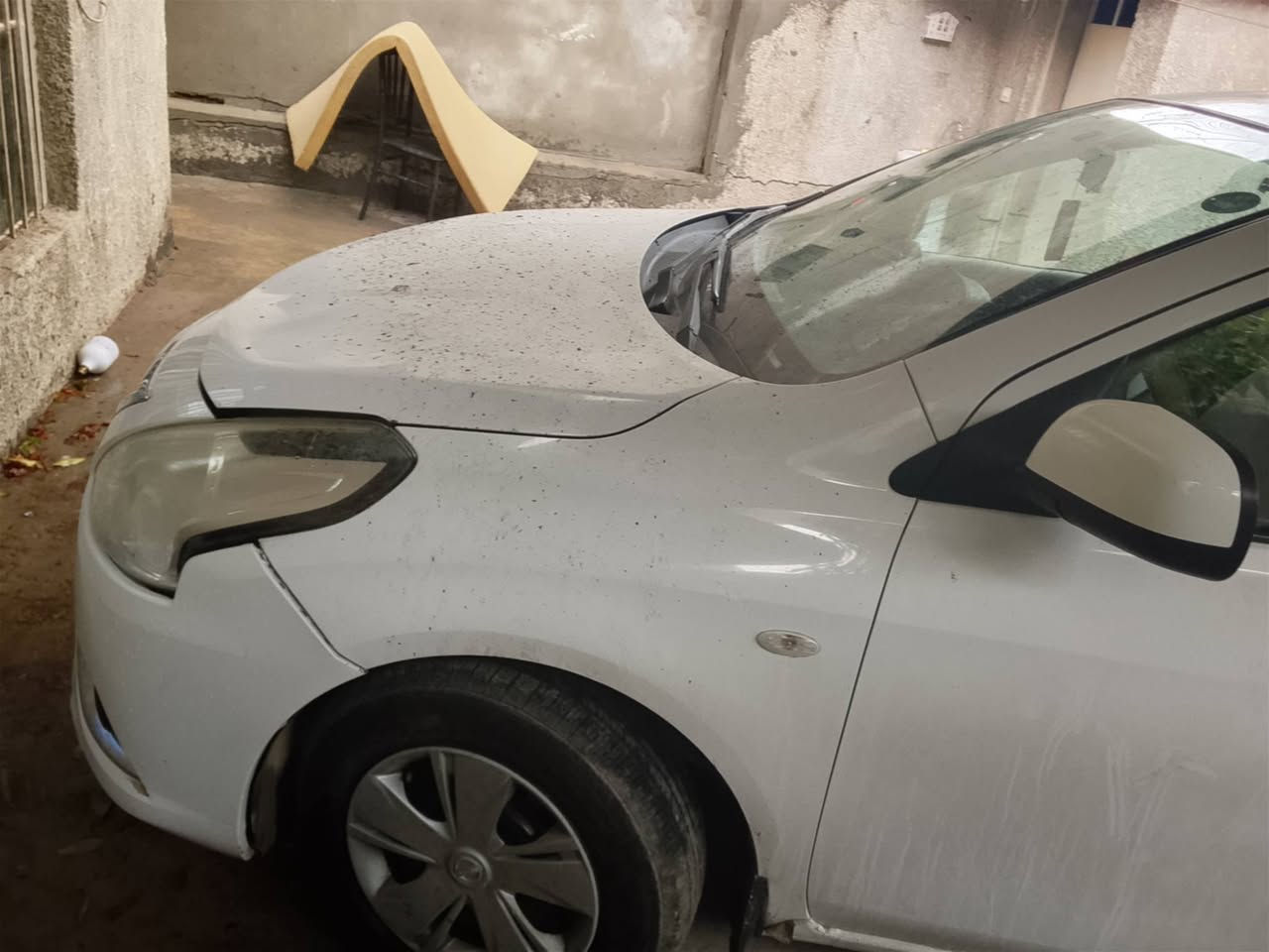 نيسان سني 
هندي موديل 2016السياره بلاديه بيها صبغ شبر بالجاملغ الخلفي شبر واحد تبريد ثلج كير مكينه فول رقم أربيل الجديد السنويه لل29السعر 95الرقم***********
