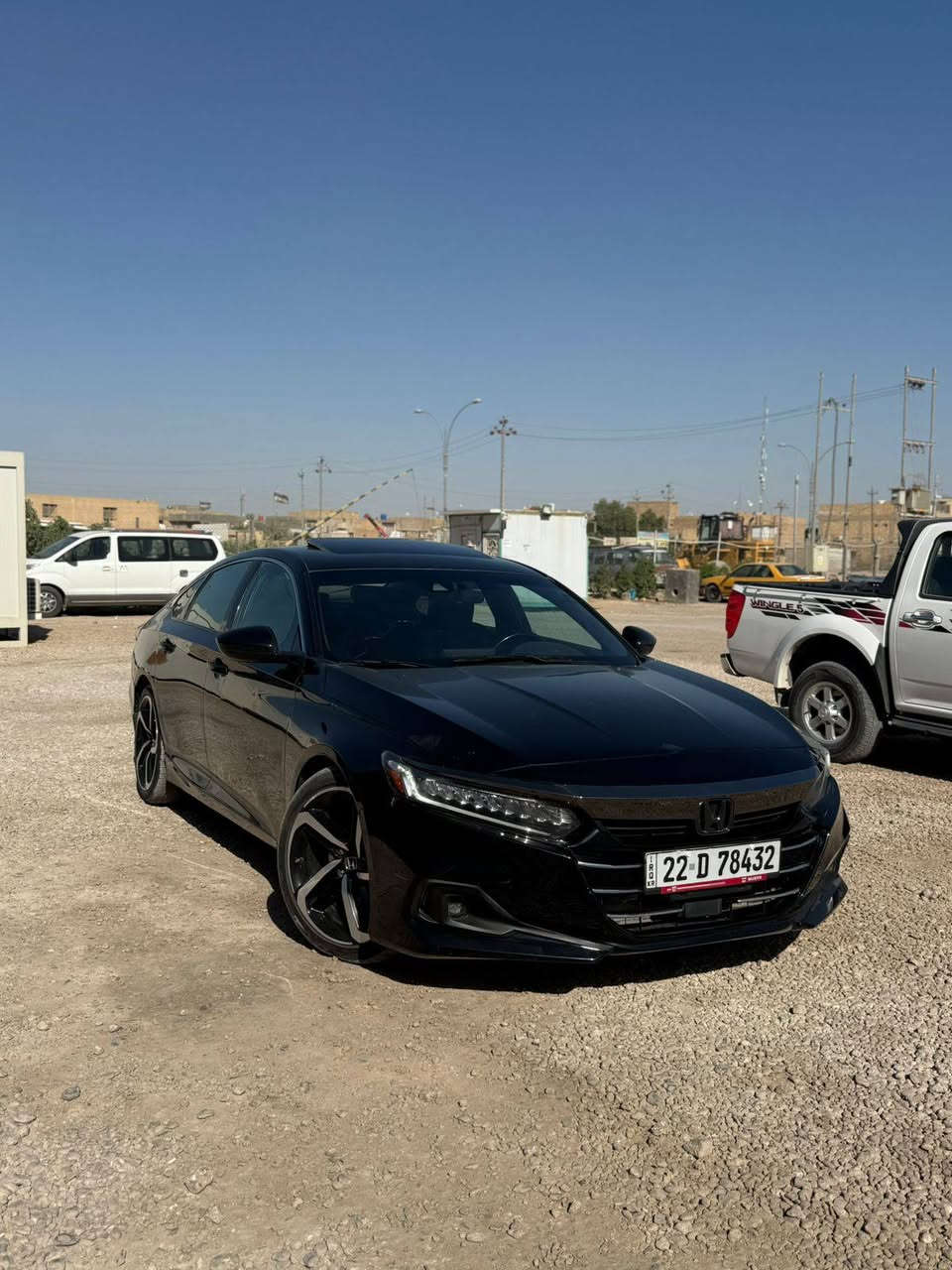 هوندا اكورد 2021
سبورت 2000 تربو 
وارد امريكي 
1hgcv2f39ma015660

⚡ 250 حصان – أعلى مواصفات + نسخة سبورت ⚡

المواصفات:

محرك 2000 تيربو / كير أوتوماتيك 10 سرعات "بيانو شفت"
مواصفات:

فتحة سقف

حساسات أمامية + خلفية

نظام مراقبة النقطة العمياء

مثبت سرعة تفاعلي + مثبت مسار

تدفئة مقاعد أمامية + تبريد (قطعتين)

شاشة مع دعم Android Auto & Apple CarPlay ببلوتوث مباشر

نظام صوتي قوي 

إضاءة LED أمامية وخلفية 
+ اضاءة ليد نهاري DRL

دخول وتشغيل ذكي (Push Start + Keyless Entry)

وضعيات قيادة (إيكو – نورمال – سبورت)

داخلية جلد سبورت مع تطريز أنيق

شفتات ستيرن 

ويل 19  سبورت أصلية وكالة

الحالة:
✅ السيارة مكفولة (محرك، كير، تبريد)
ماشية 115،000 كيلو 
 

السيارة قطعة وحدة جاملغ ايسر امامي بامريكا 
وقطعة تبديل بنيد ببغداد 

سنوية غير منتهية

باسمي وكالة 
التحويل باسم المشتري او وكالة باسمه متوفر  

 
مكان السيارة بابل حلة 

سعر السيارة 157

رقم تلفون ***********
مامتوفر ع النت
