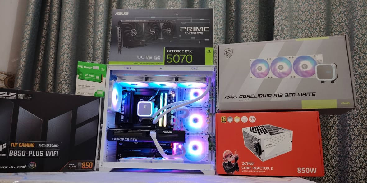 تجميعه مستعمل قليل السعر 2,800,000
R7 7800X3D BOX 
RTX 5070 ASUS PRIME 
RAM 32GB 6000 T-FORC WHITE RGB 
M.B ASUS TUF GAMING B850 PLUS WIFI 7
XPG PSU COREREACTOR II 850G GOLD WHITE 
MAG MSI CORELIQUID A13 360 WHITE 
M.2 1T WD GREEN GEN4
CASE FANTECH CG85 WHITE
Windows 11 Pro Original Key

مكاني ناصرية رقمي *********** 
توصيل موجود
