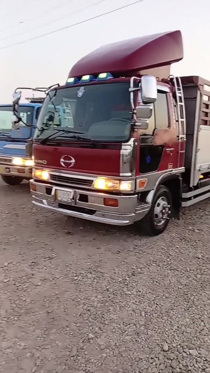 سلام عليكم انكر موديل 96 كفاله 
تخم. تاير  حداديه جديده كهربايات كله شغاله 
مكينه وكير خير من الله ***********
