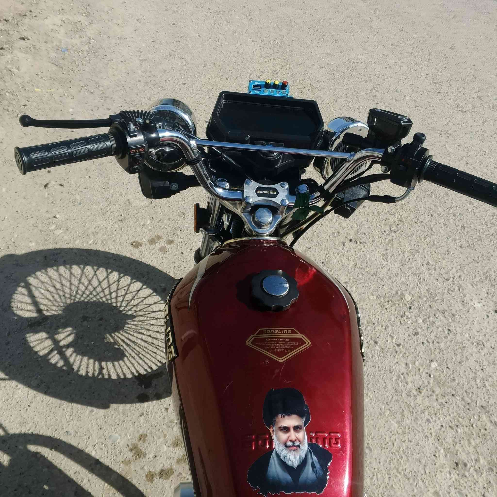 السلام عليكم
دراجه تايكر مختمه سولنك 
موديل 2025 
دراجه نضيفه كاملة مكملة مابيها اي نقص 
السعر 700 وبيها مجال 
مكاني ديالى خان بني سعد 
***********
