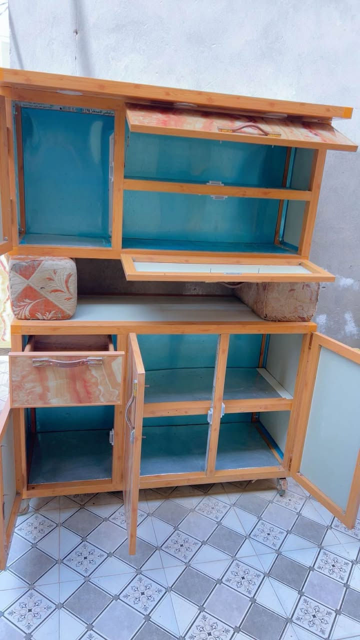 كاونتر للبيع الطول مترونص *********** ديوانية, القادسية
