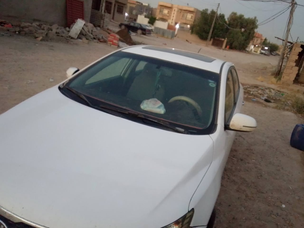 كيا سيراتو رقم سليمانيه هزه جديده سعر 95 بها مجال مكان السياره سامراء ***********
