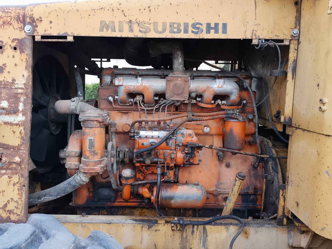 السلام عليكم كريدر ميتسوبيشي موديل 82 مكفوله كير محرك ستيرن باور تخم تاير جديد مكينه كبل شغل على العمل السعر خاص رقم الهاتف ***********9
